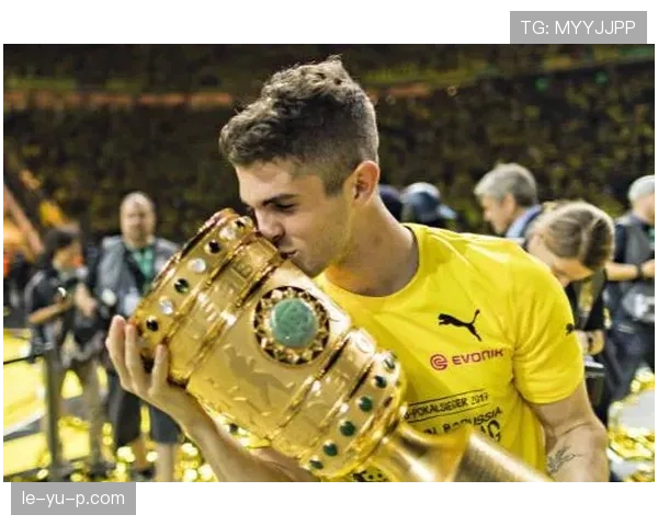 普利西奇球场影响力持续发酵 成美欧足坛关注焦点