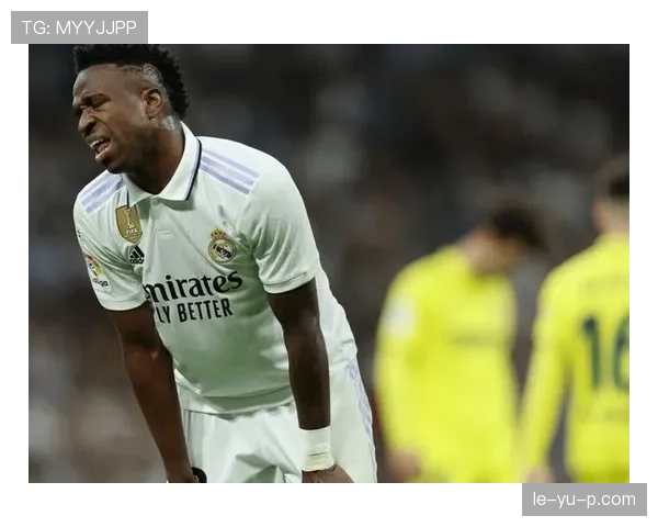 楚阿梅尼精准传球助力中场，展现世界级调度能力