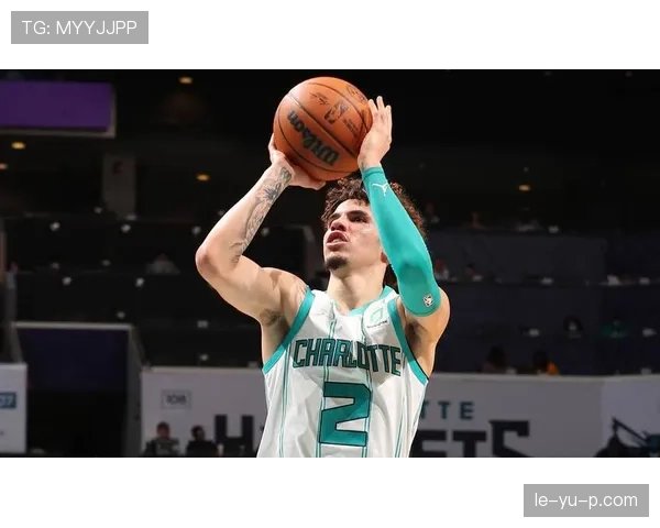 麦肯尼国际赛场表现抢眼，助球队力克强敌赢得关键胜利