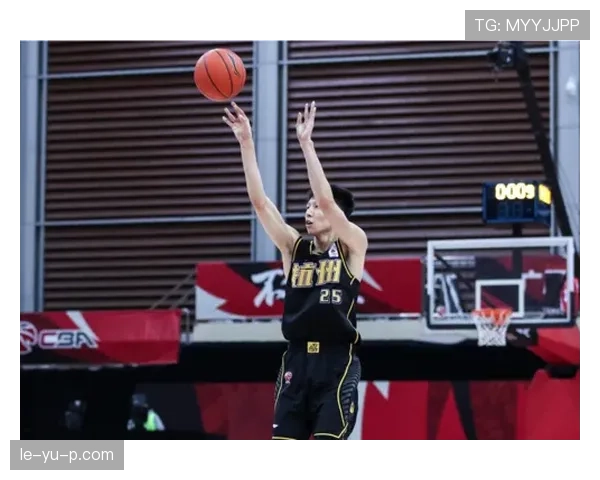 卡卡助攻再创佳绩，状态回暖助球队取胜