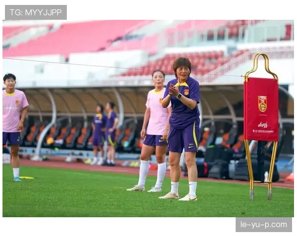 中国女足稳健出战世界杯，团结拼搏精神闪耀赛场