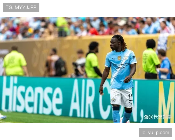 曼城边后卫力挺罗德里，全队凝聚力增强彰显争冠实力