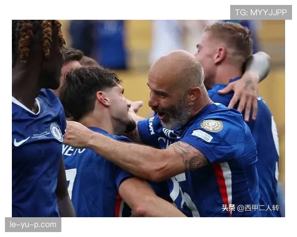 切尔西年轻阵容表现起伏,稳定性面临考验,对赛季走势形成制约 切尔西年轻阵容表现起伏,稳定性面临考验,对赛季走势形成制约